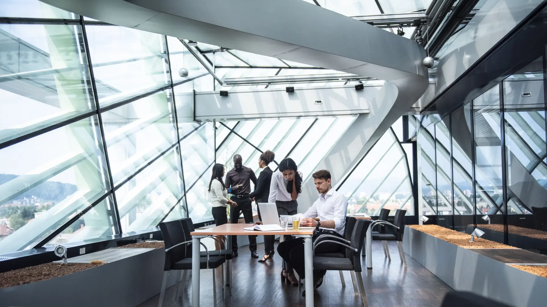 mc-img-howwework-hdr-01